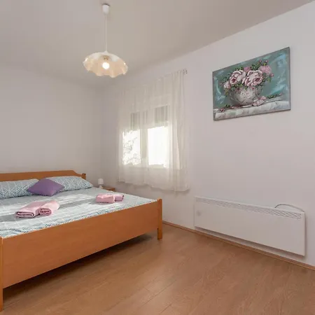 Stunning In With Wifi