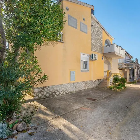 公寓 Stunning In With Wifi Ždrelac