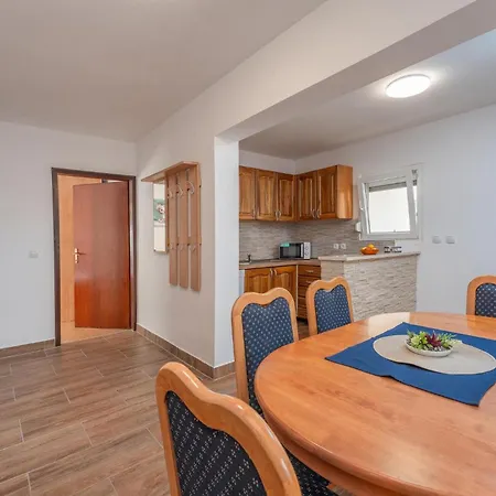 Stunning In With Wifi Ždrelac